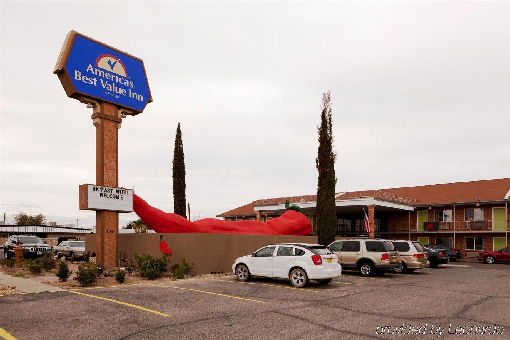 Big Chile Inn & Suites Las Cruces Exterior foto